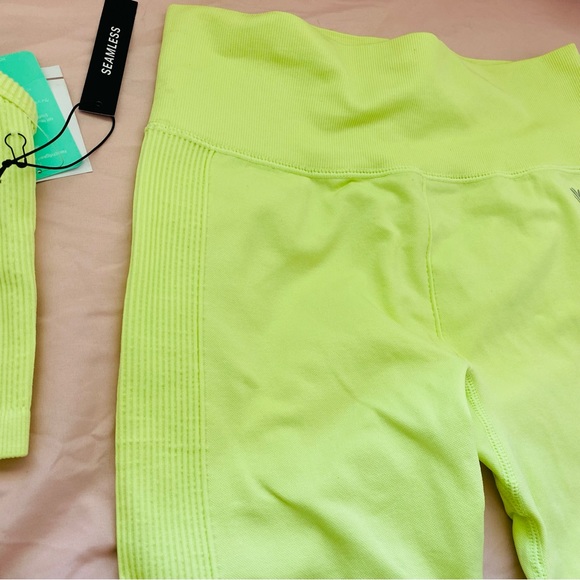 Forever 21 Active Seamless Cropped Cami Biker Shorts Leggings Bundle Set Bright - Picture 15 of 16
